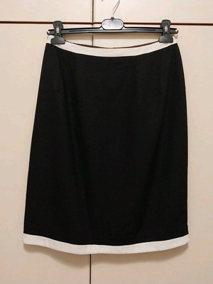 N.R.1 Black Skirt Size S like new with ecru trim