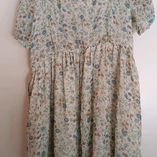 Dress used size M romantic with waist tie