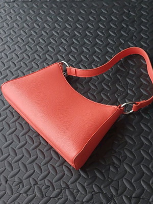 Pull&Bear shoulder bag like new, orange with short strap and zipper