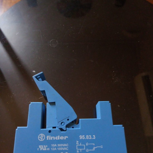 Finder 95.83.3 relay base like new, set of 6 pieces