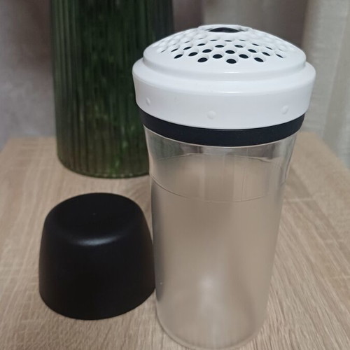 Tupperware cheese shaker
