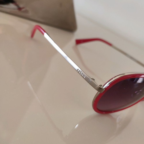 Fossil aviator sunglasses red frame used