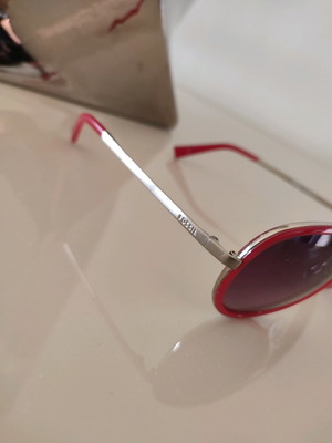 Fossil aviator sunglasses red frame used