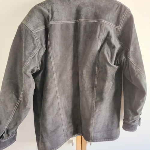 Black leather jacket No L, lightly worn