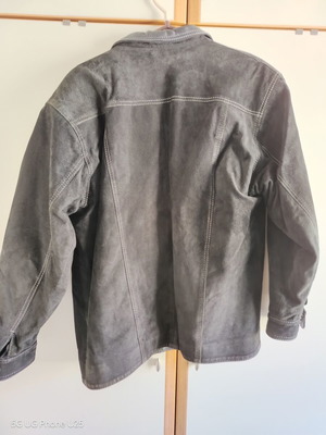 Black leather jacket No L, lightly worn