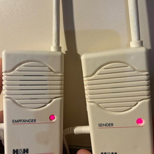 H&H Hartig & Helling 2-Channel Wireless Baby Monitor Like New