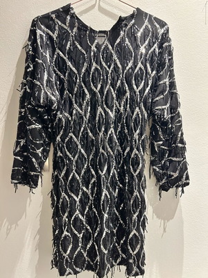 Zara dress XS with sequins like new, black and silver