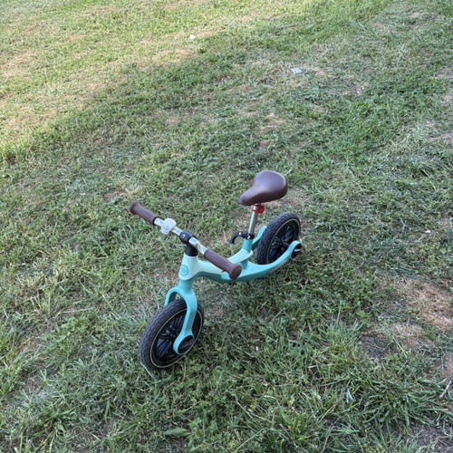 Children's balance bike like new, adjustable height, mint/turquoise