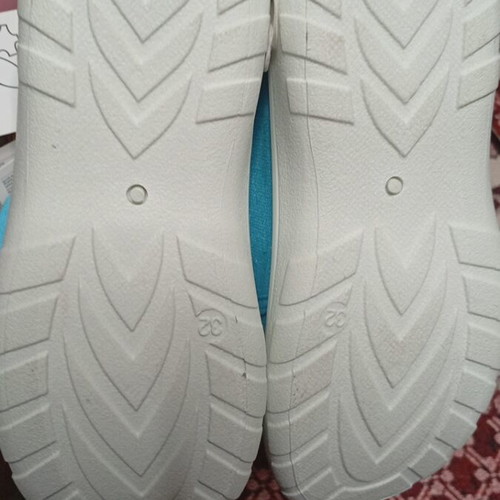 Canvas kids shoes new, size 32, brand pepco