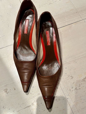 Studio Pollini vintage Italian leather pumps like new, brown and red