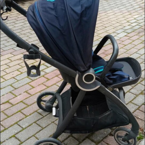 Gb stroller used, blue with cup holder, compact and lightweight