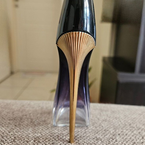 Good Girl Carolina Herrera perfume bottle 30ml like new, authentic