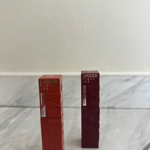 Maybelline SuperStay Vinyl Ink liquid lipstick new, shades 115 Golden & 40 Witty