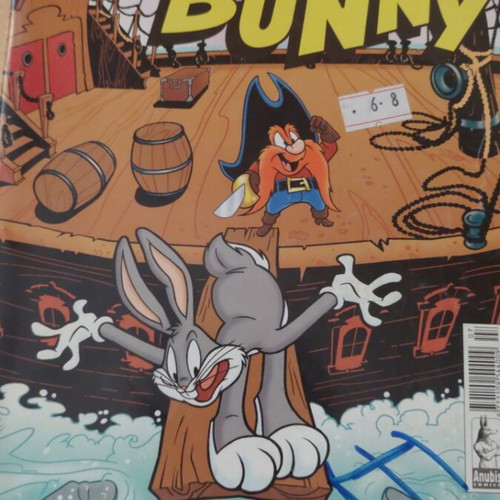 Bugs Bunny comic issue 6 July 2011 like new