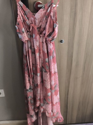 Floral asymmetric dress like new, pink multicolor, size M