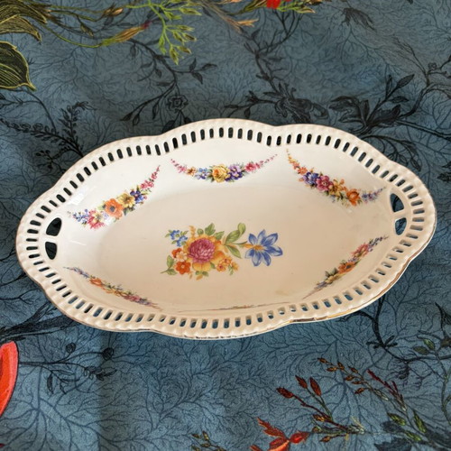 Porcelain Fondantier Dish like new, 1950s with foreign mark