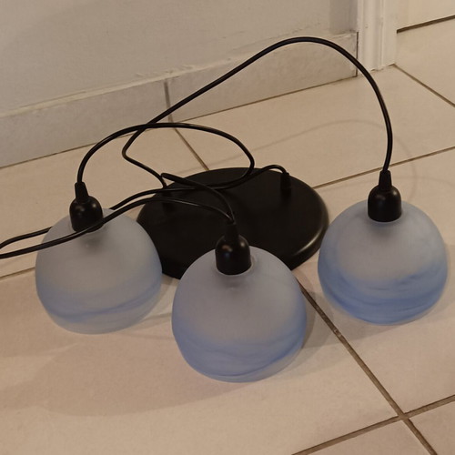 Glass ceiling light with 3 lamps like new, blue with water patterns
