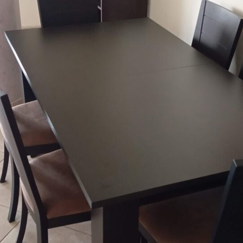 Dining table with 6 chairs, extendable to 2m