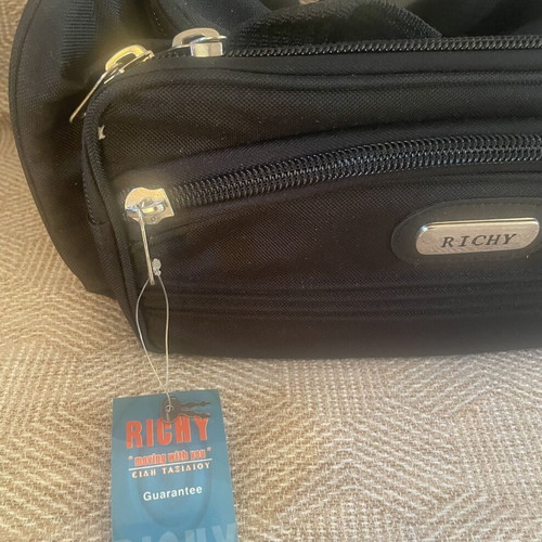 Richy 16" Travel Duffel Bag new, black