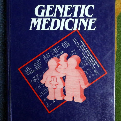 Genetic Medicine by Karl H. Muench like new, English edition