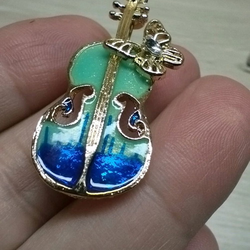 Viola brooch new, gold tone with enamel and zircon