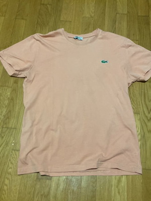 Lacoste t-shirt size M like new, beige