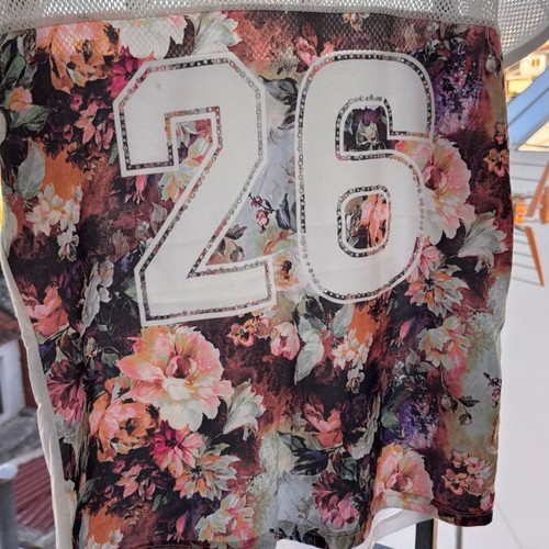 Women's blouse like new, white with floral design, size S