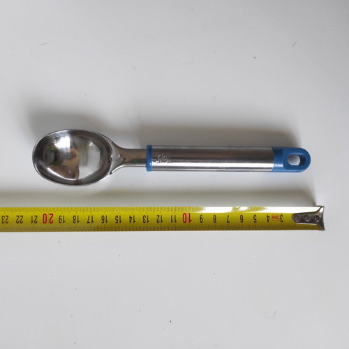 Ice cream scoop like new