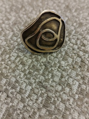 Ring used large adjustable size gray silver
