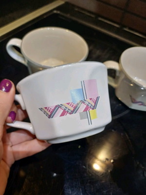 Tea cups like new, set of 3 large