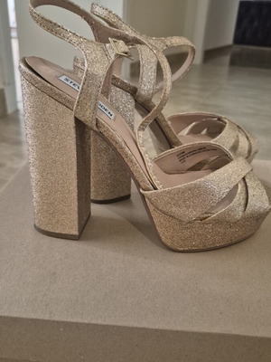 Steve Madden Gleam gold glitter platform sandals like new, size 40