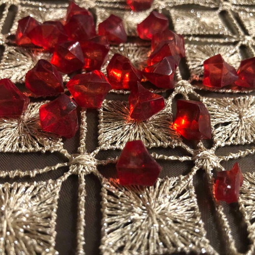 Plastic crystals new, 438 pieces, pomegranate fruit shape