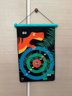 Magnetic dashboard used, children's double-sided with five arrows