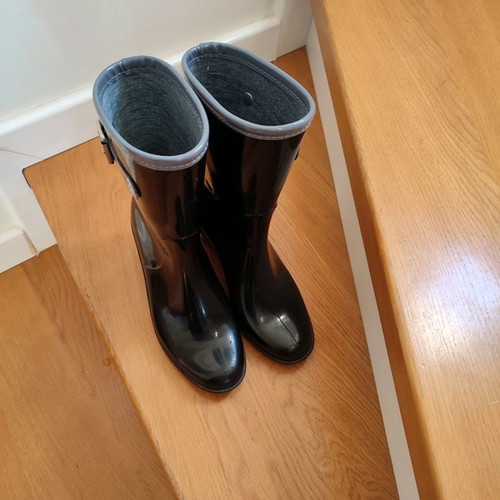 Galotses size 37 used, black with grey details and low heel