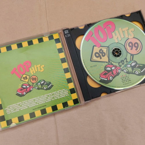 Top Hits 98-99 double CD like new, pop