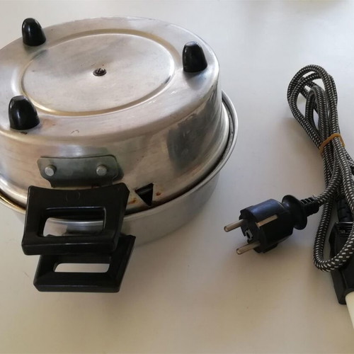 Small electric grill used, aluminum, tabletop