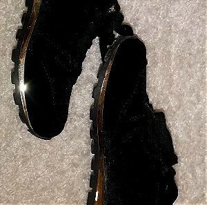 Juicy couture sneakers γυναικεία αθλητικά no40 μαύρα βελούδινα με χρυσό