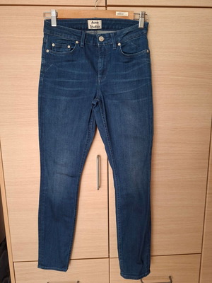 Acne Studios women's jeans XS like new, slim, low-mid rise