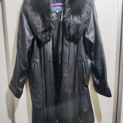 Derma's Art Leather Collection women's coat with detachable fur