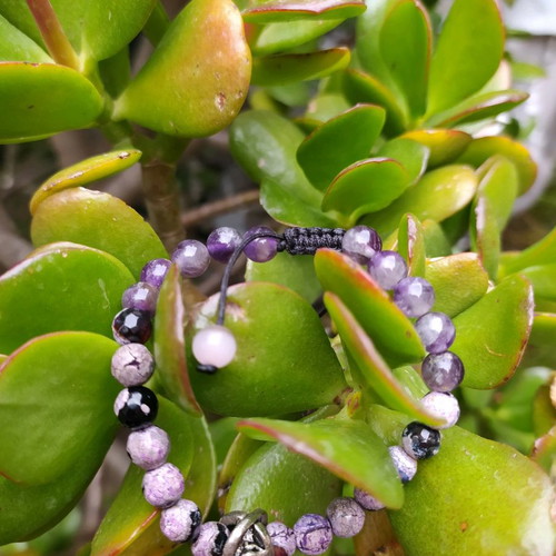 Handmade bracelet with semi-precious stones adjustable size
