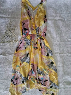 Midi dress used with asymmetric hem, yellow