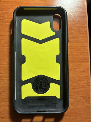 iPhone XR Gear Lock Case like new