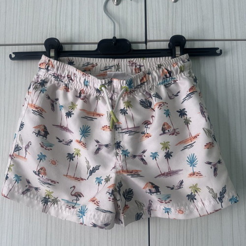 Zara kids' swim shorts with tropical print, like new, size 5 years