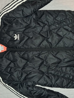 Μπουφάν Adidas σαν καινούργιο, μαύρο, μέγεθος S
