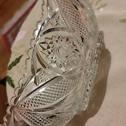 Vintage crystal gondolier like new