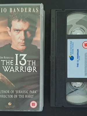 13th Warrior VHS like new, English audio, historical thriller