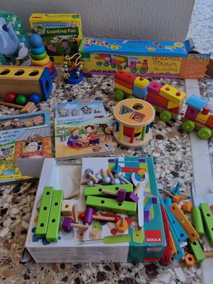 Wooden baby toys and puzzles used, pack