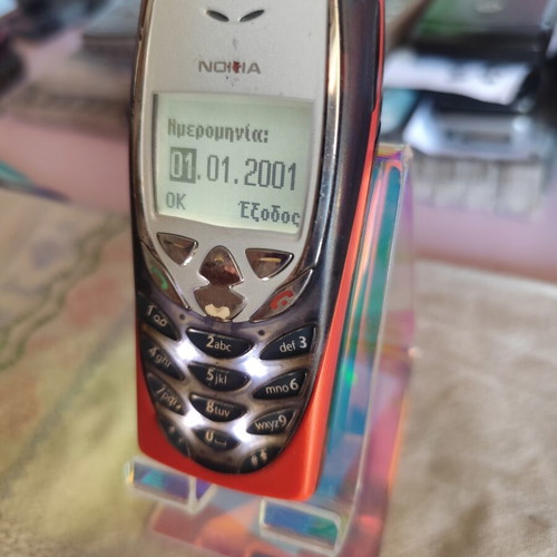 Nokia 8310 used vintage phone with new battery and custom GIDINNESS engraving