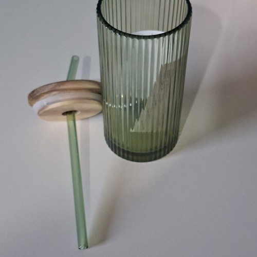 Glass cup with wooden lid and glass straw, green, 330 ml
