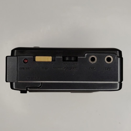 SANYO M1118 Cassette Walkman used, slow motion playback, needs service